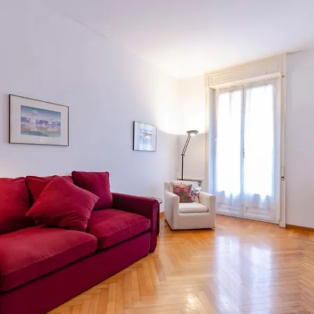 Altido Charming Family Apt For 7 In Carignano Apartmán *