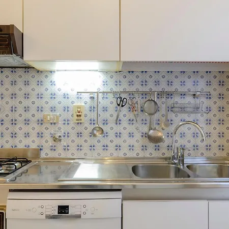 Altido Charming Family Apt For 7 In Carignano דירה ג'נובה