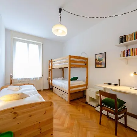 Altido Charming Family Apt For 7 In Carignano Apartmán